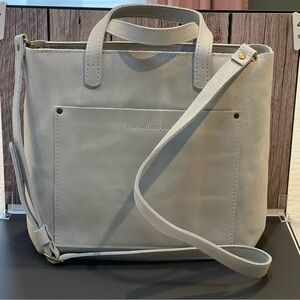 Portland Leather Goods Medium Zip Medium Crossbody Zipper Tote in Beluga 🦄